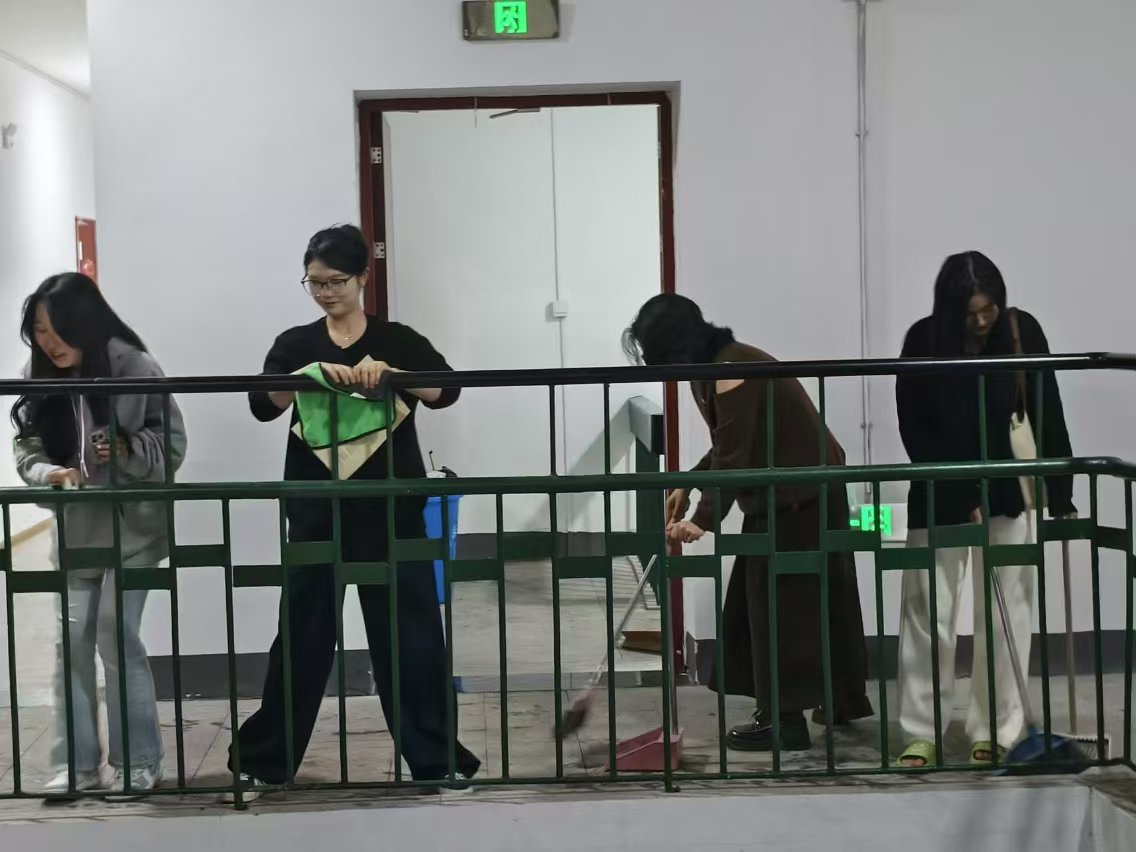 45d47a55ae3f47a8a4e3bf8c874573d2.jpg 45d47a55ae3f47a8a4e3bf8c874573d2.jpg