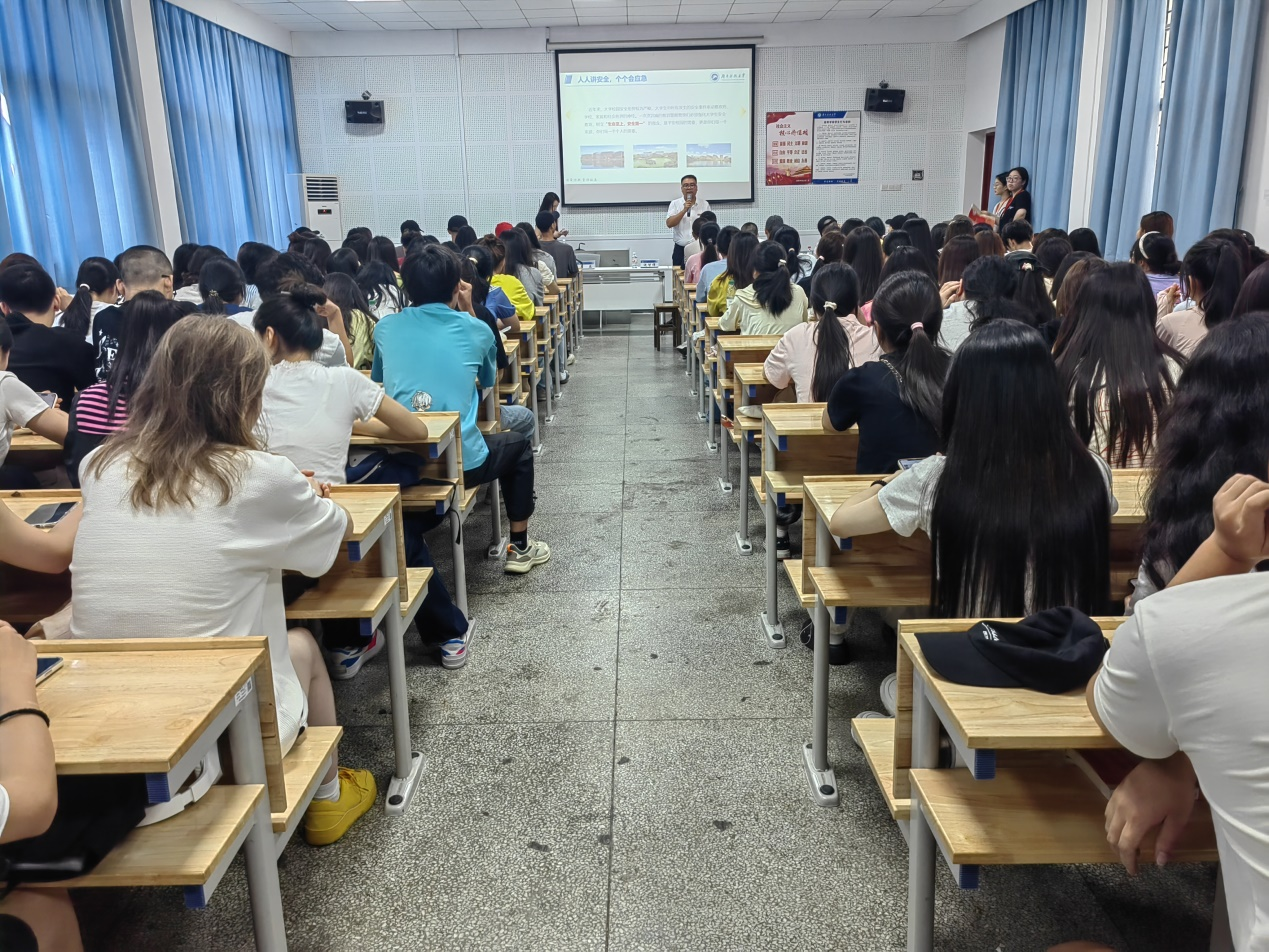 389aa5c270a94faaba40fc40f0fbc13f.png 389aa5c270a94faaba40fc40f0fbc13f.png