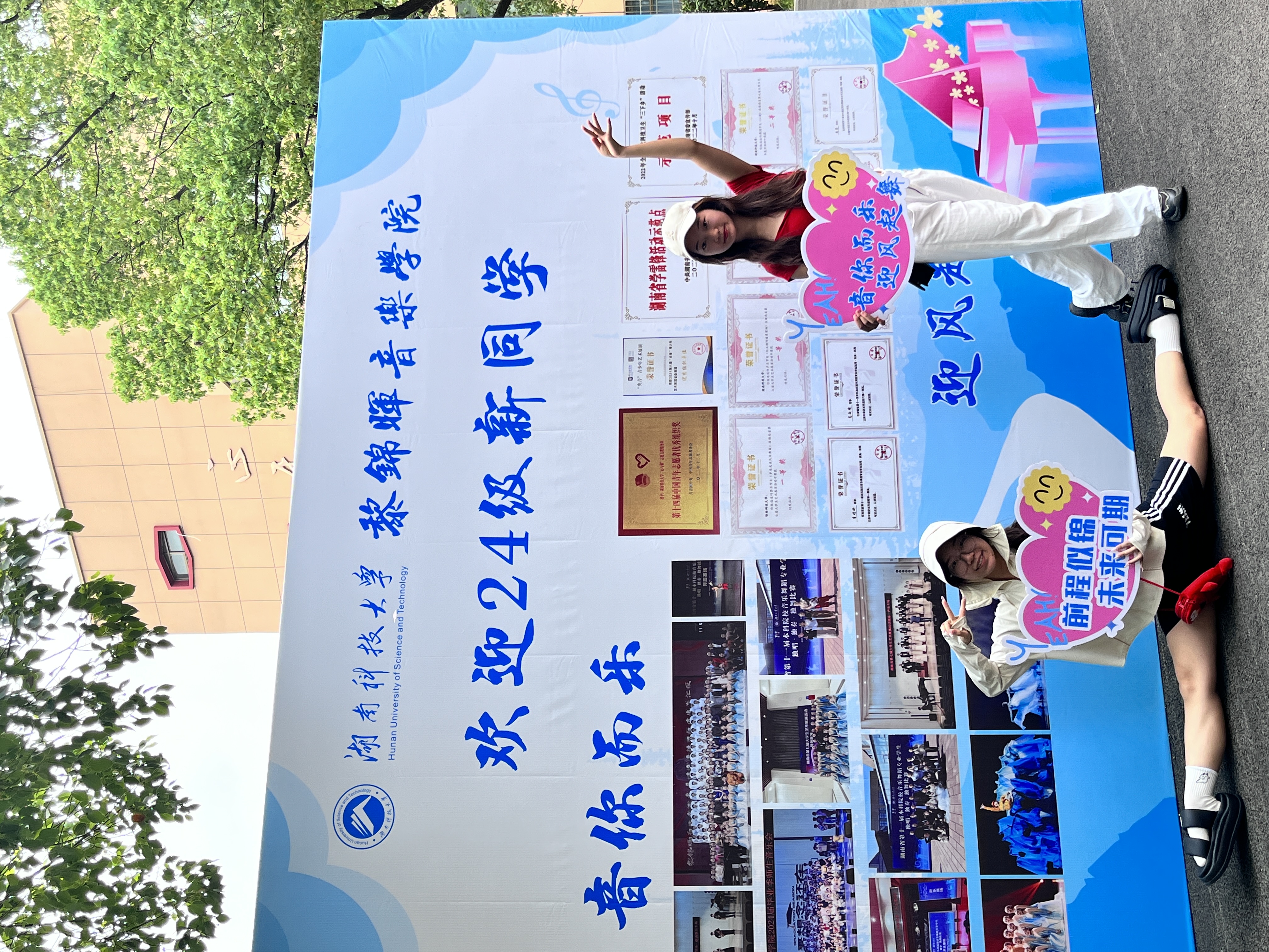 b52b224e1f9a4376a55ef88e6cafe9ca.jpg b52b224e1f9a4376a55ef88e6cafe9ca.jpg